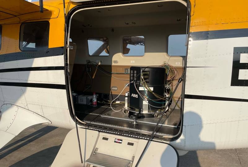 搭载AIMS航空集成多传感器航摄仪